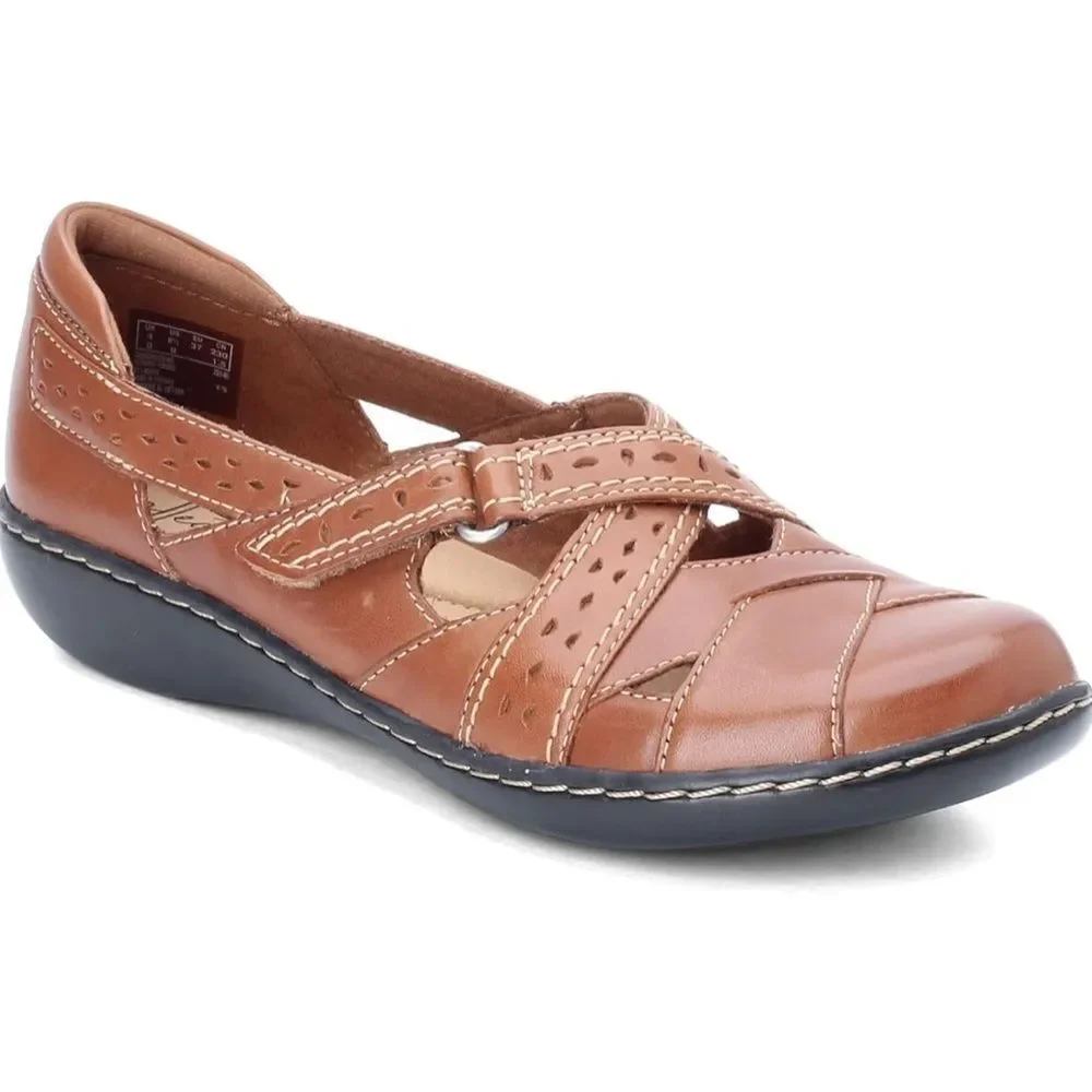 Clarks Loafers Size 8.5W